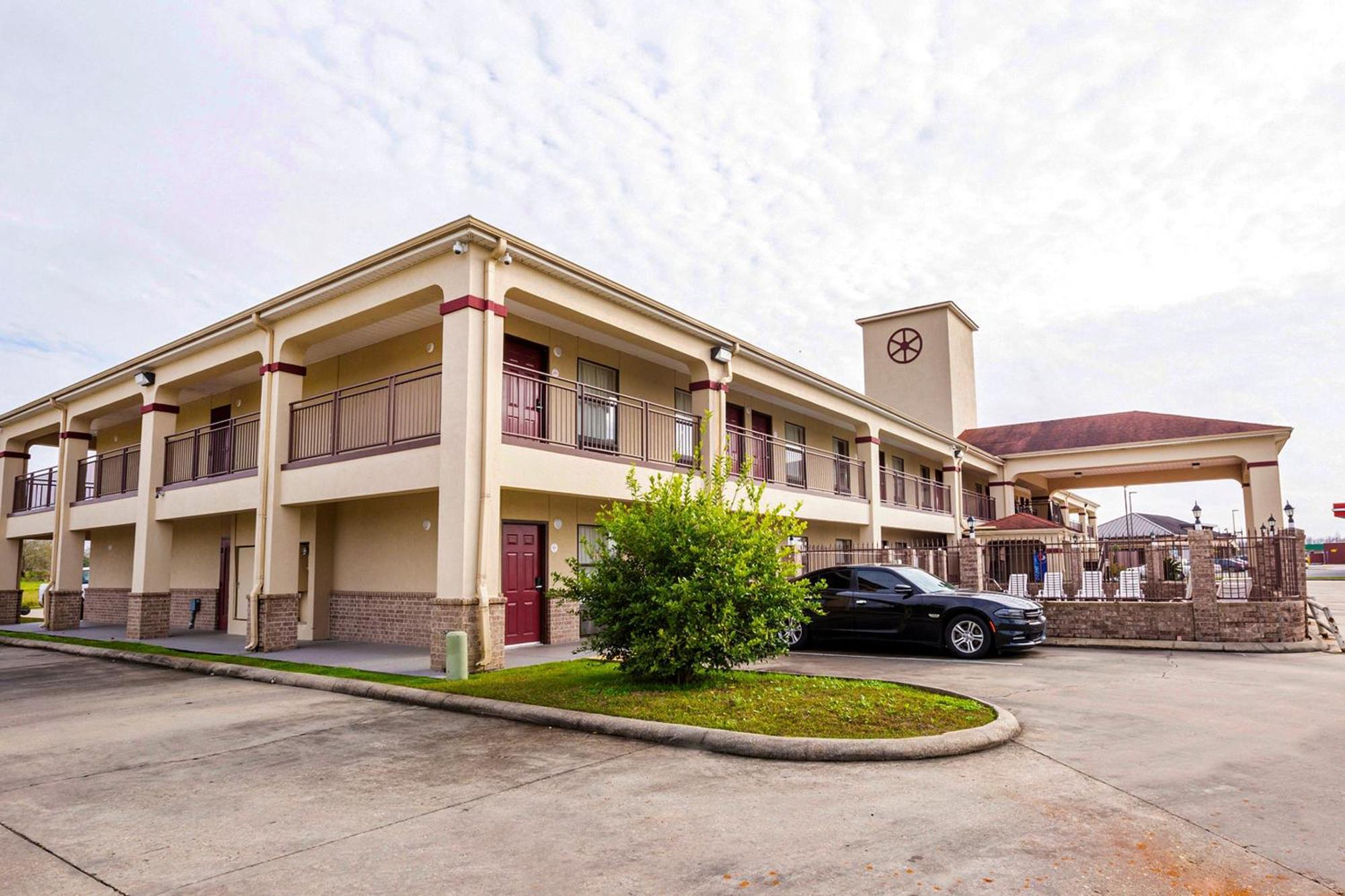 Oyo Hotel Lsu Port Allen Esterno foto