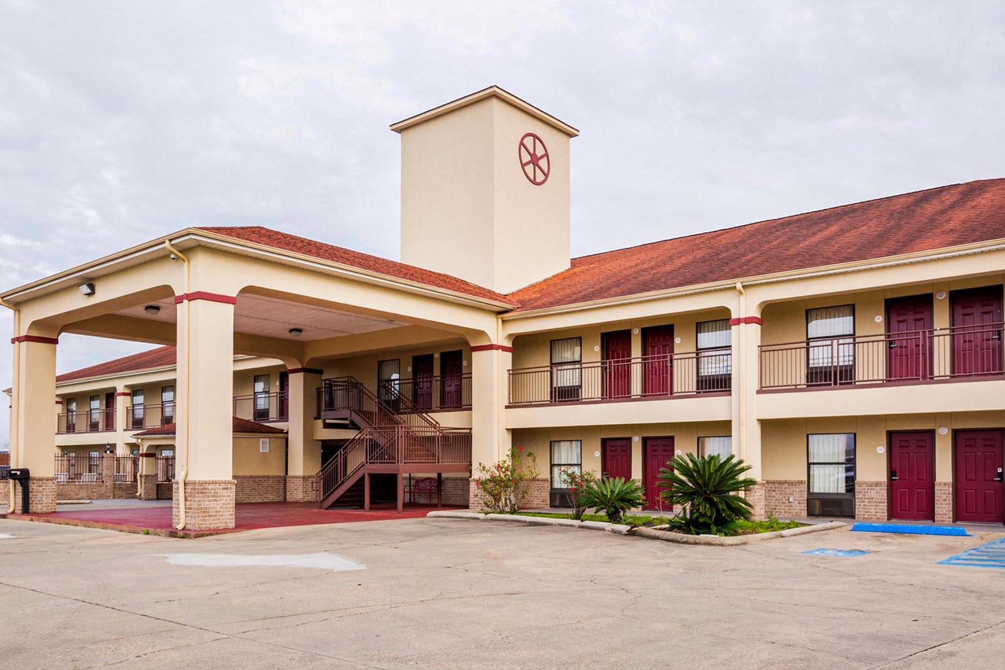 Oyo Hotel Lsu Port Allen Esterno foto
